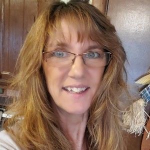 Meet your Posher, Posh